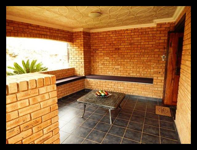 3 BEDROOM PROPERTY TO RENT IN NOORDHEUWEL